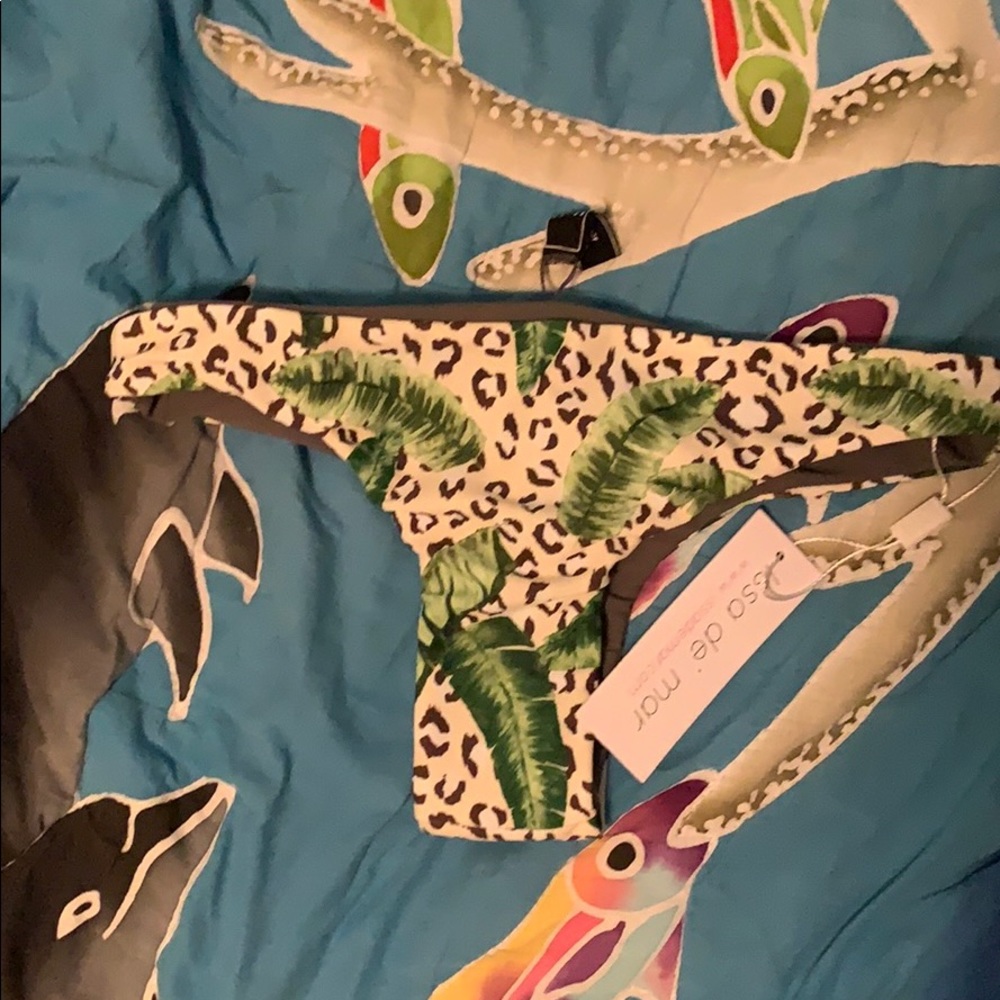 Issa de mar bottoms - Picture 2 of 4